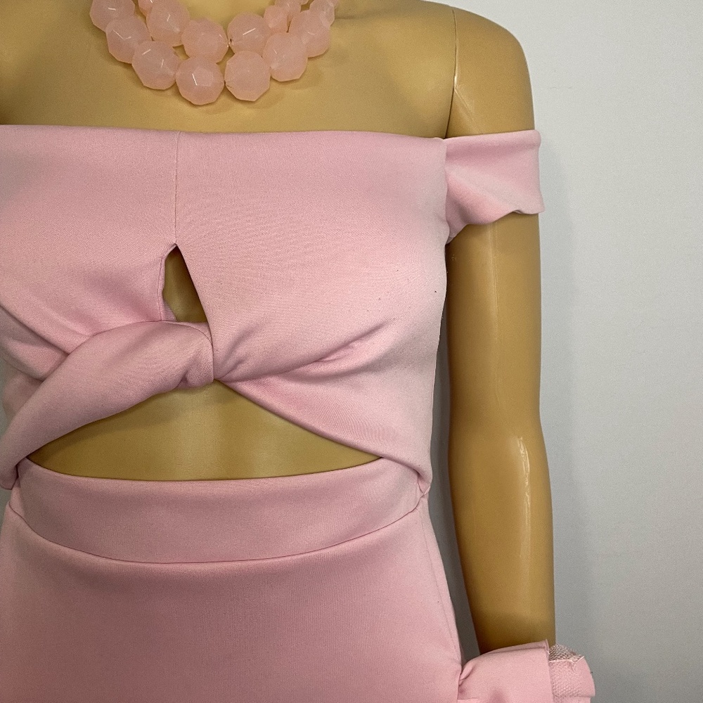 Baby pink off shoulder cutout twist fit flare mini dress w big ruffles and tulle - Picture 5 of 11